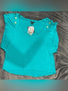 G by Guess Teal Button-Shoulder Crop Top